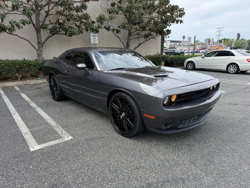 2016 Dodge Challenger 3rd Gen - Image 4 of 18