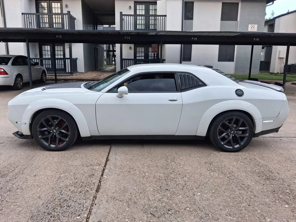 2016 Dodge Challenger 3rd Gen - Image 10 of 20