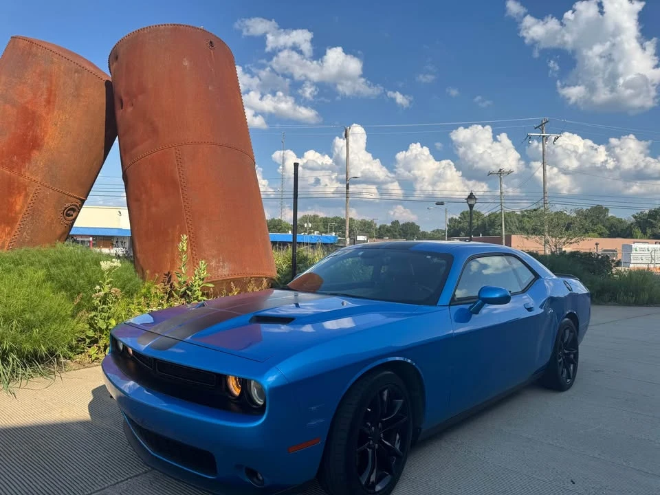2016 Dodge Challenger 3rd Gen - Image 9 of 10
