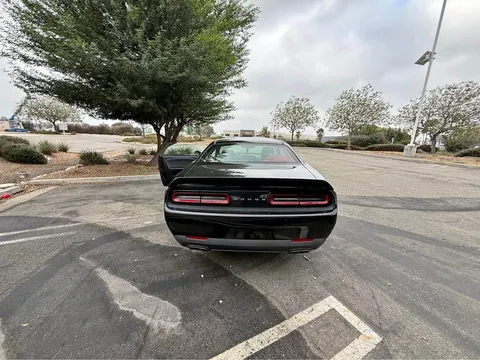 2016 Dodge Challenger SXT Coupe 2D