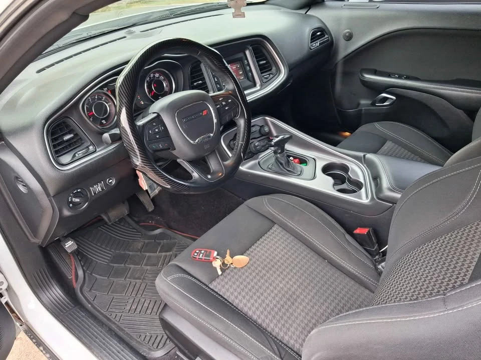 2016 Dodge Challenger 3rd Gen - Image 17 of 20