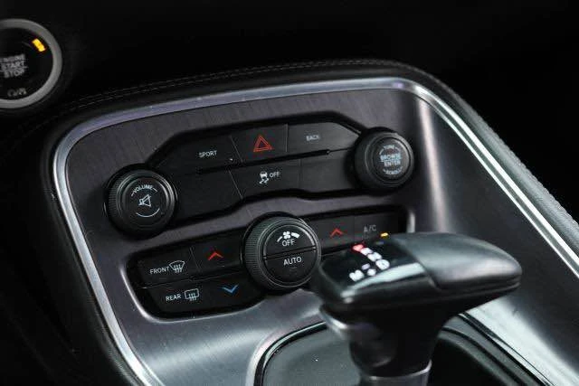 2016 Dodge Challenger 3rd Gen - Image 16 of 19