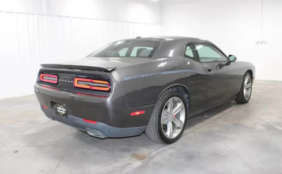 2016 Dodge Challenger 3rd Gen - Image 4 of 6