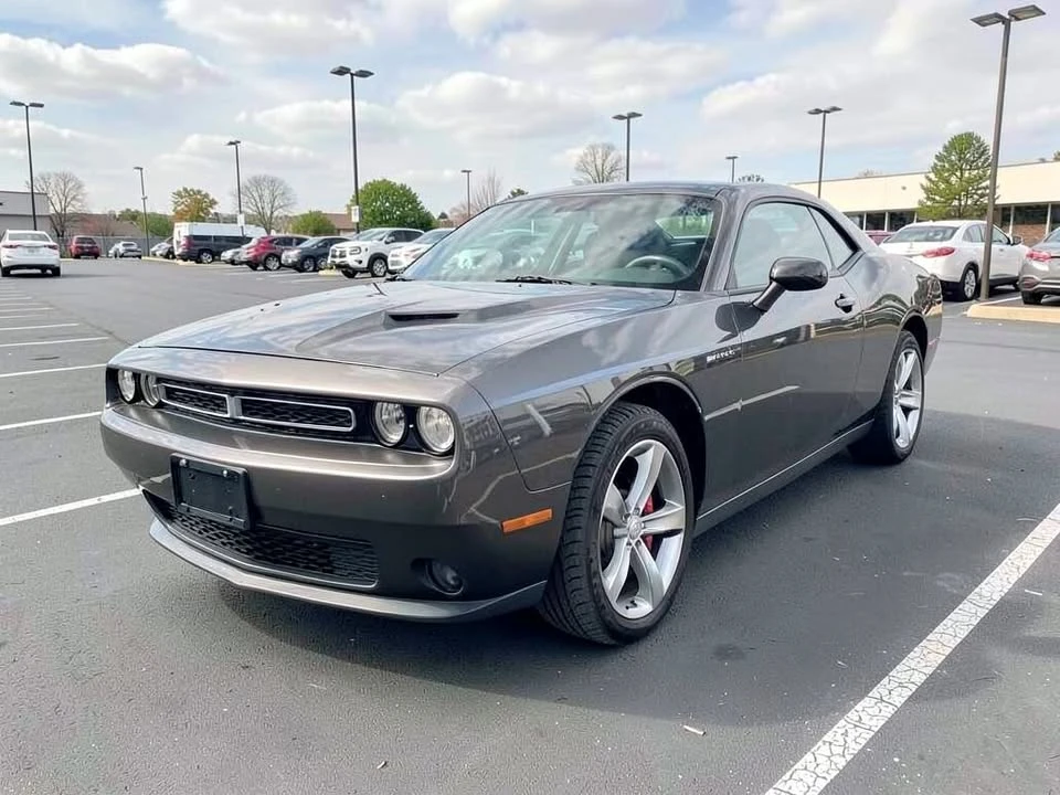 2016 Dodge Challenger 3rd Gen - Image 2 of 9