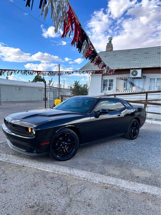 2016 Dodge Challenger 3rd Gen - Image 4 of 17