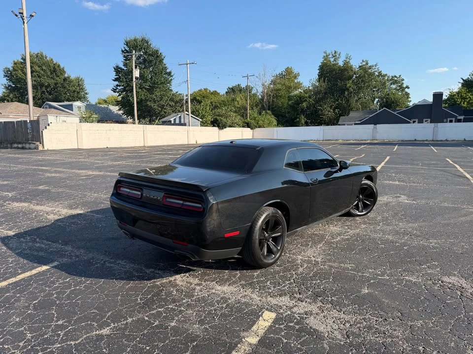 2016 Dodge Challenger 3rd Gen - Image 4 of 10