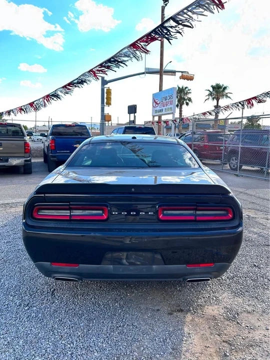 2016 Dodge Challenger 3rd Gen - Image 11 of 17
