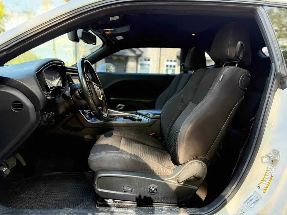 2016 Dodge Challenger 3rd Gen - Image 9 of 13
