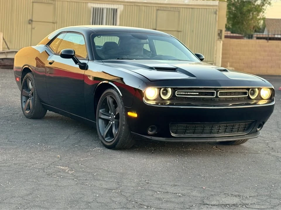 2016 Dodge Challenger 3rd Gen - Image 4 of 16