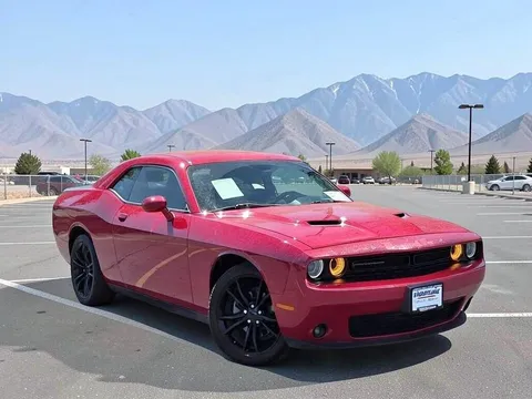 2016 Dodge Challenger SXT