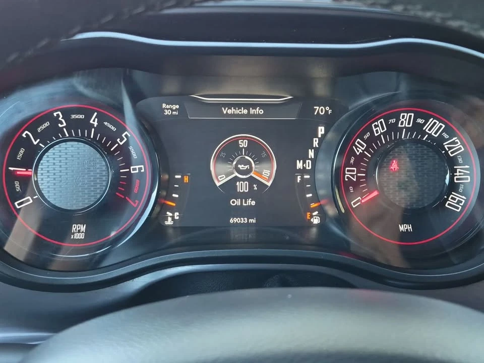 2016 Dodge Challenger 3rd Gen - Image 13 of 20