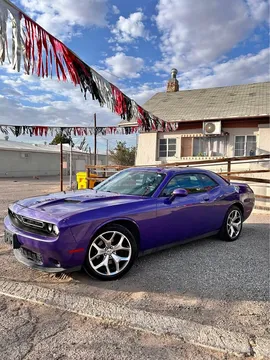 2016 Dodge Challenger SXT Plus