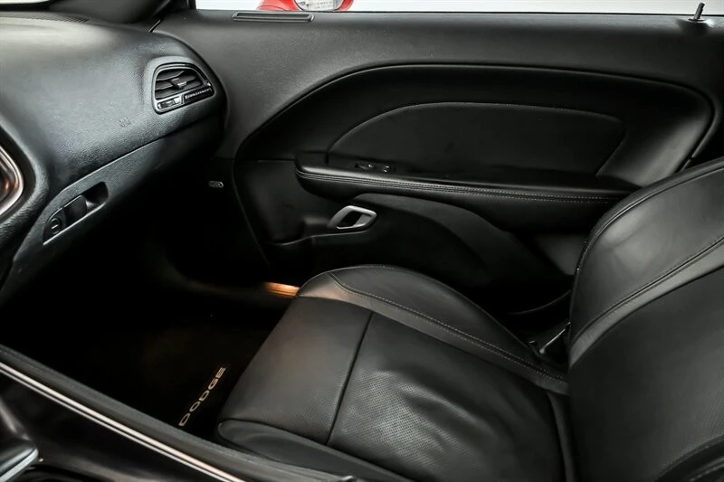 2016 Dodge Challenger 3rd Gen - Image 28 of 28