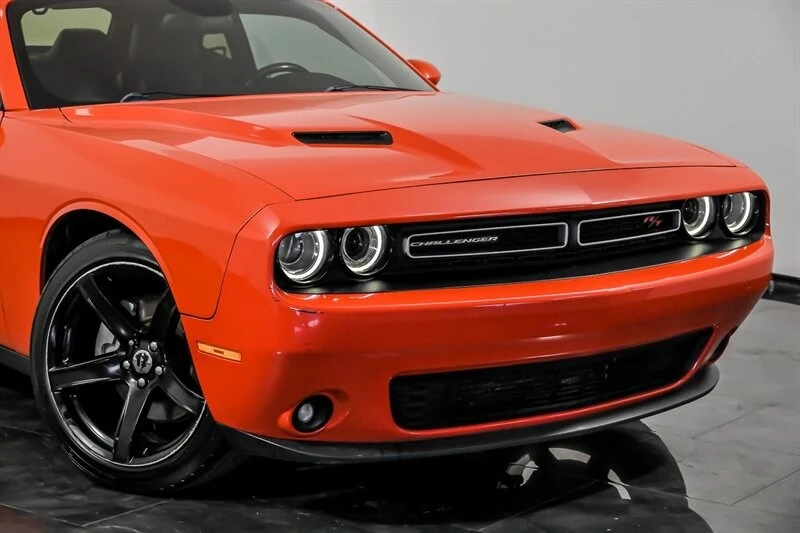 2016 Dodge Challenger 3rd Gen - Image 2 of 28