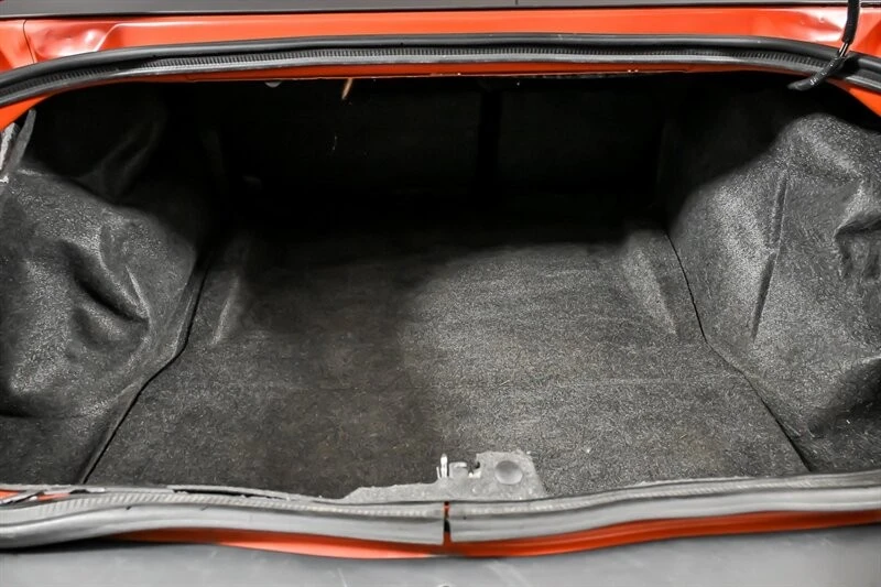 2016 Dodge Challenger 3rd Gen - Image 10 of 28