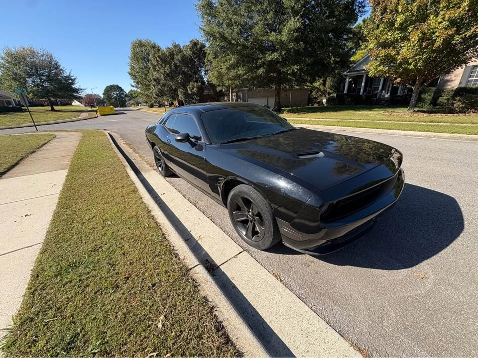 2016 Dodge Challenger 3rd Gen - Image 3 of 11