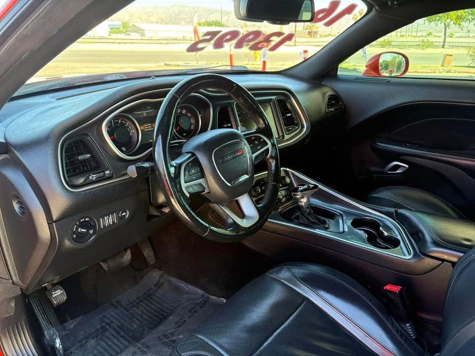 2016 Dodge Challenger 3rd Gen - Image 9 of 10