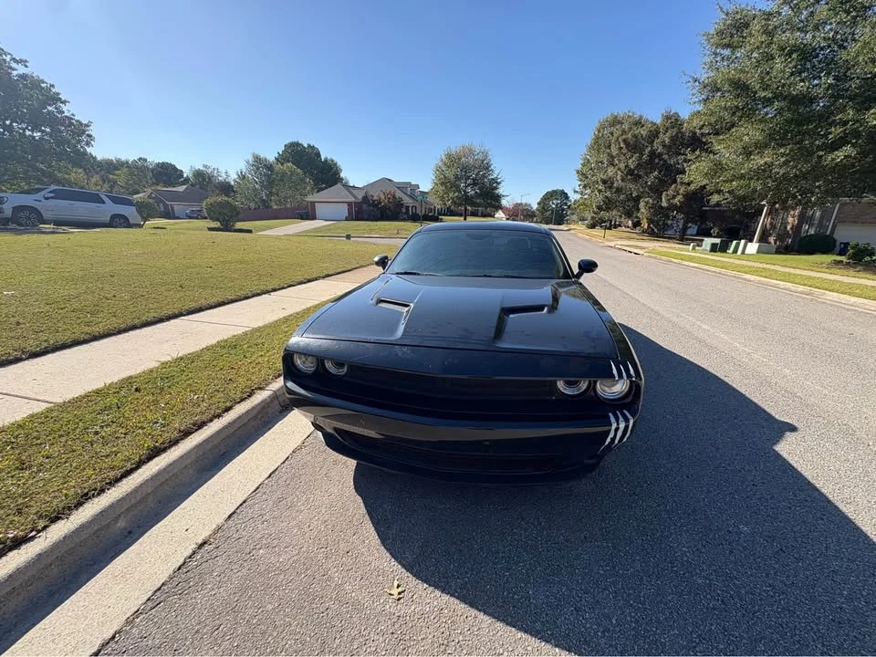 2016 Dodge Challenger 3rd Gen - Image 2 of 11