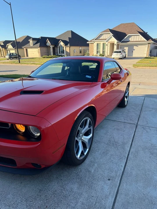 2016 Dodge Challenger 3rd Gen - Image 2 of 12