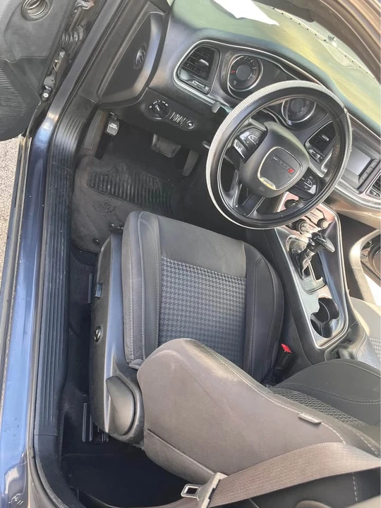 2016 Dodge Challenger 3rd Gen - Image 5 of 12