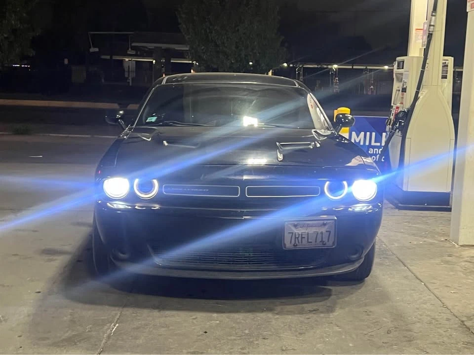 2016 Dodge Challenger 3rd Gen - Image 3 of 9