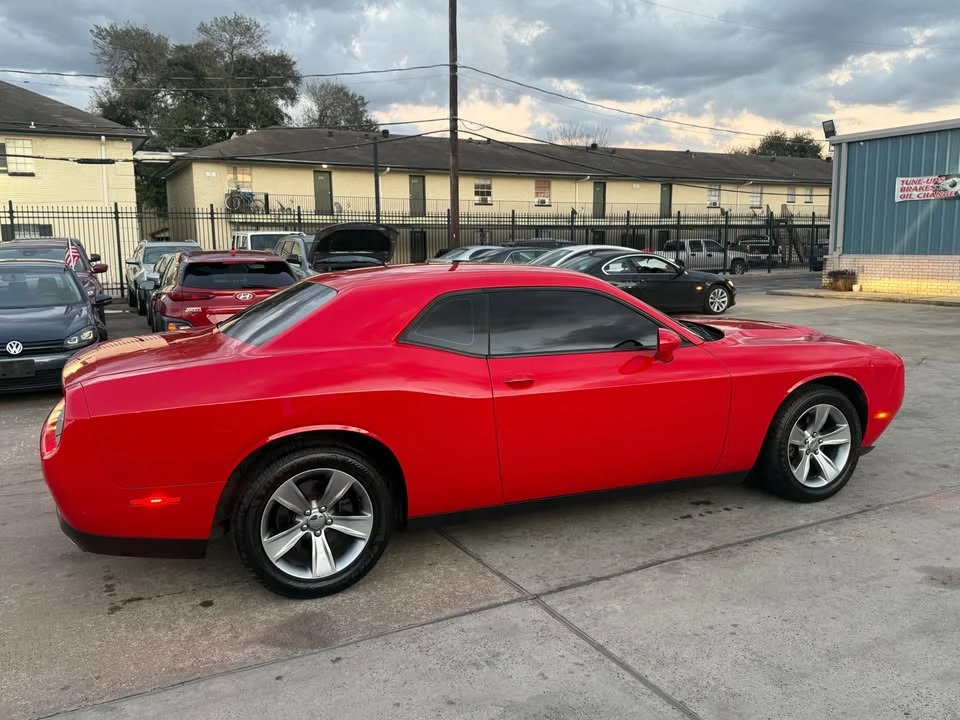 2016 Dodge Challenger 3rd Gen - Image 6 of 11
