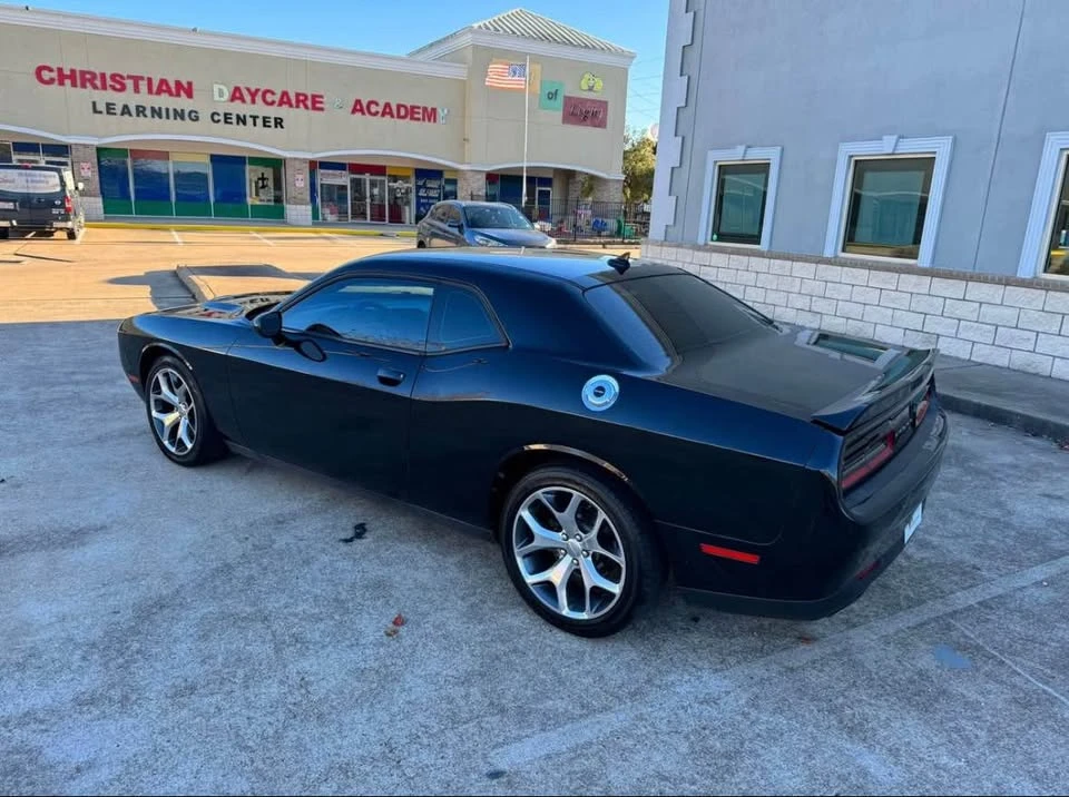2016 Dodge Challenger 3rd Gen - Image 5 of 16