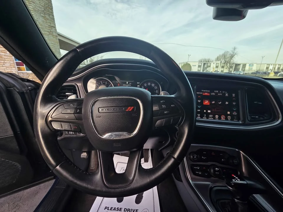 2016 Dodge Challenger 3rd Gen - Image 10 of 16