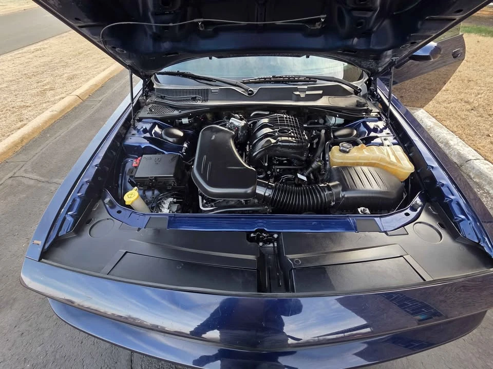 2016 Dodge Challenger 3rd Gen - Image 15 of 16