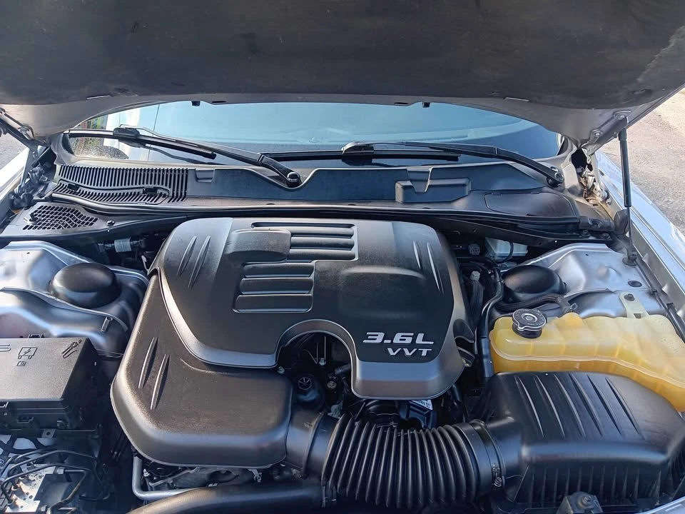 2016 Dodge Challenger 3rd Gen - Image 17 of 19