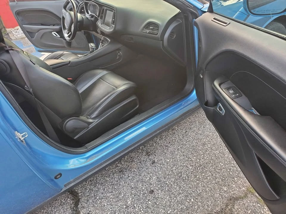 2016 Dodge Challenger 3rd Gen - Image 9 of 18