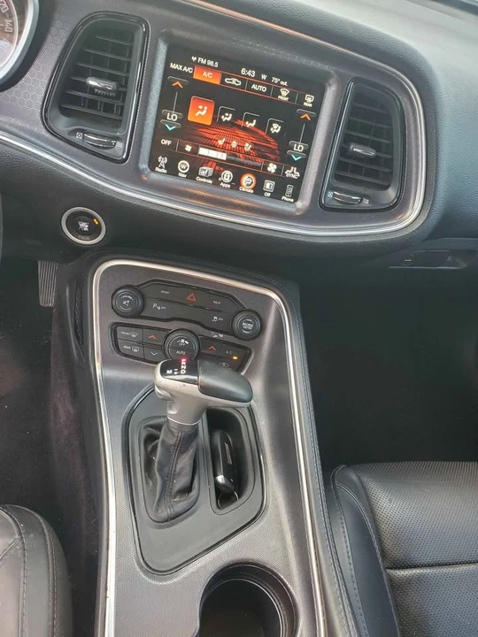 2016 Dodge Challenger 3rd Gen - Image 14 of 18