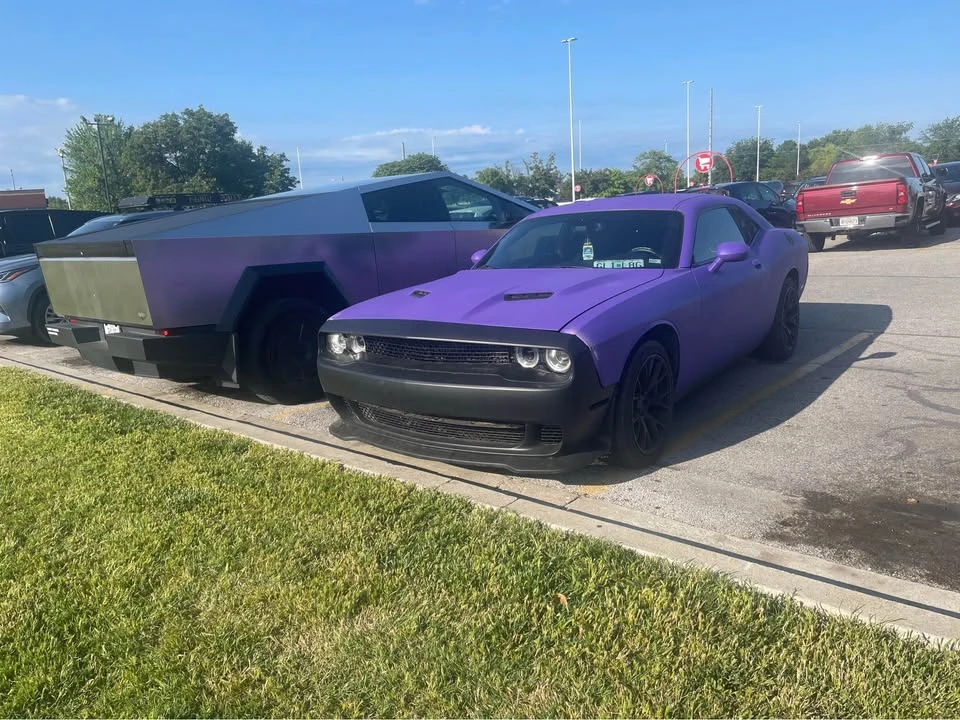 2016 Dodge Challenger 3rd Gen - Image 2 of 12