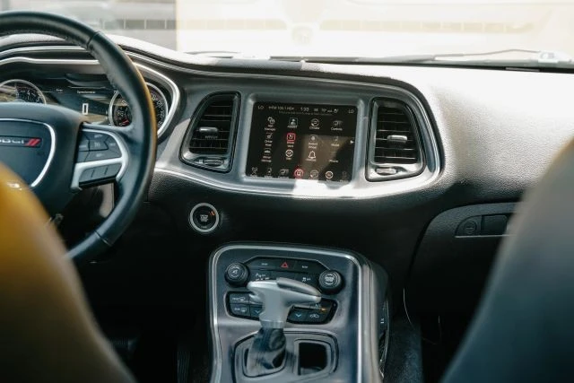 2016 Dodge Challenger 3rd Gen - Image 22 of 31