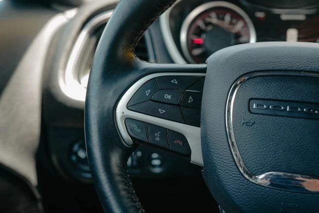 2016 Dodge Challenger 3rd Gen - Image 27 of 31