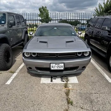 2016 Dodge Challenger SXT Plus