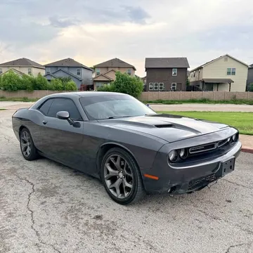 2016 Dodge Challenger SXT Plus