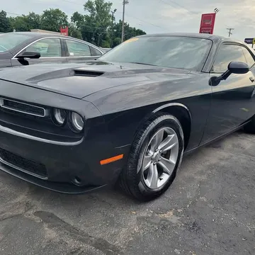 2016 Dodge Challenger SXT Plus Coupe 2D
