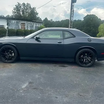 2016 Dodge Challenger SXT Plus Coupe 2D