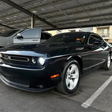 2016 Dodge Challenger SXT Plus