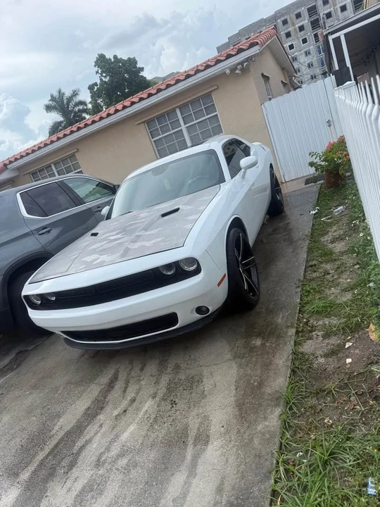2016 Dodge Challenger 3rd Gen - Image 5 of 17