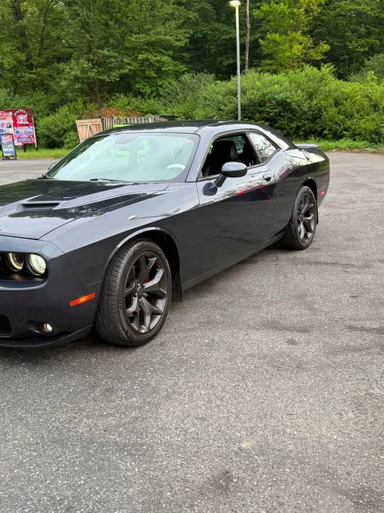 2016 Dodge Challenger 3rd Gen - Image 3 of 10