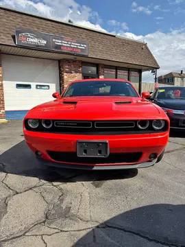 2016 Dodge Challenger SXT Plus