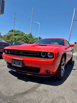 2016 Dodge Challenger SXT Plus