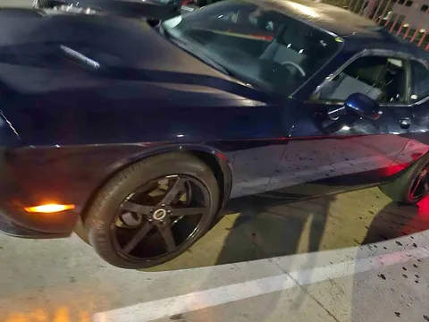2016 Dodge Challenger SXT Plus Coupe 2D
