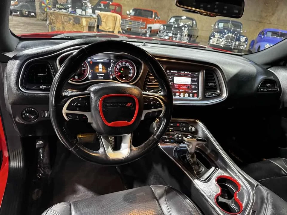2016 Dodge Challenger 3rd Gen - Image 9 of 16
