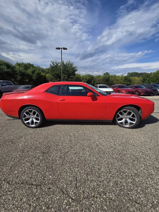 2016 Dodge Challenger 3rd Gen - Image 4 of 8