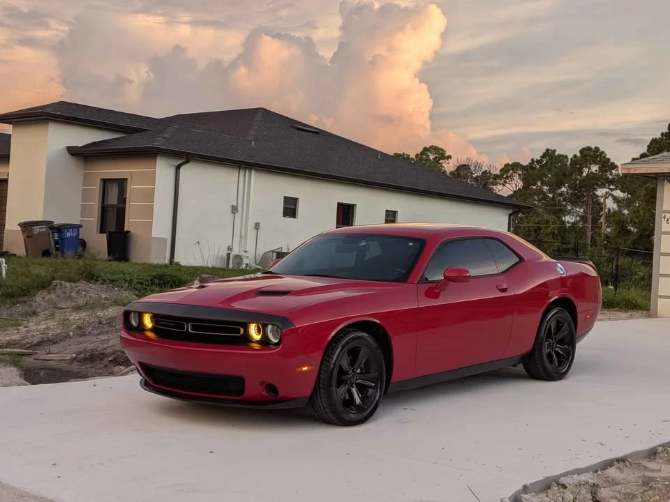 2016 Dodge Challenger 3rd Gen - Image 10 of 13