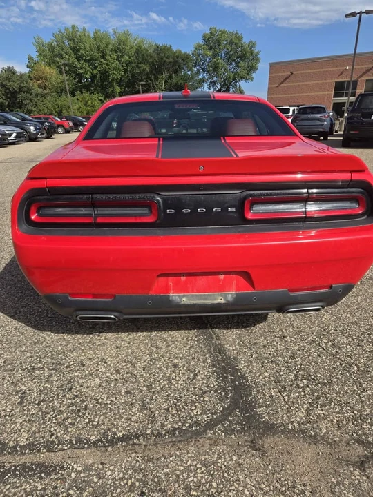 2016 Dodge Challenger 3rd Gen - Image 6 of 8