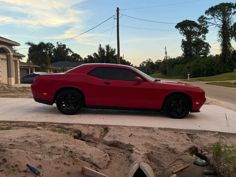 2016 Dodge Challenger 3rd Gen - Image 8 of 13